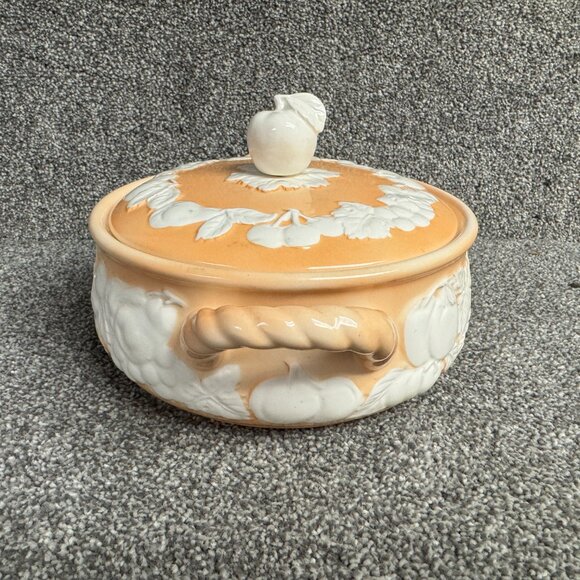 Vintage Cameo by Shafford Lidded Serving Bowl w/ Handles Peach White Fruit -1293 - Picture 2 of 11